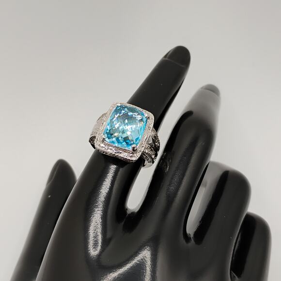 Cushion Cut Blue CZ and Sterling Silver Ring Size 7 - Picture 2 of 12